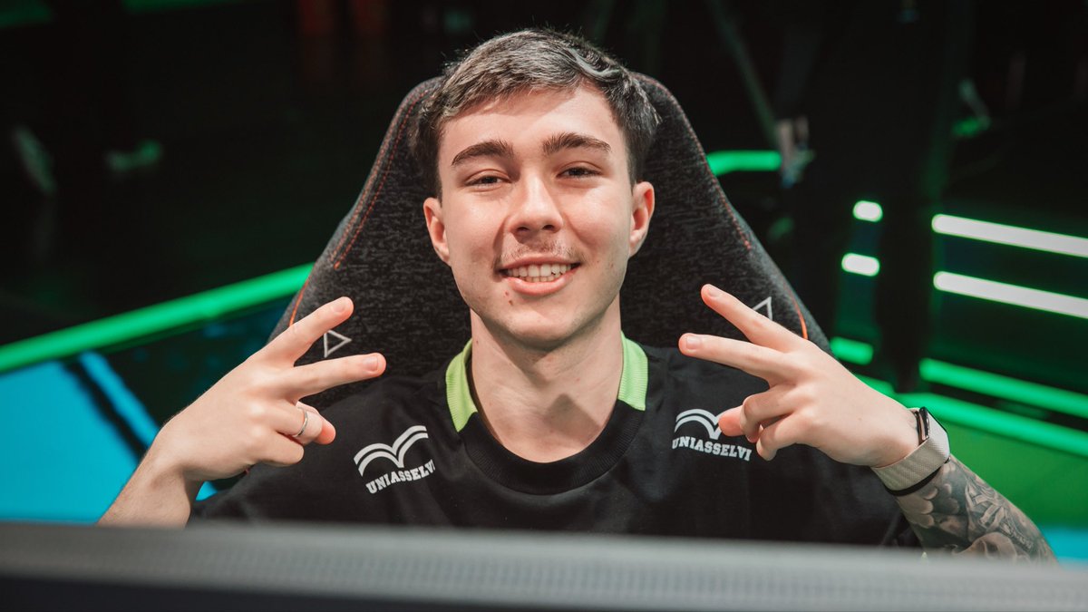 ATUALIZADO tweet media