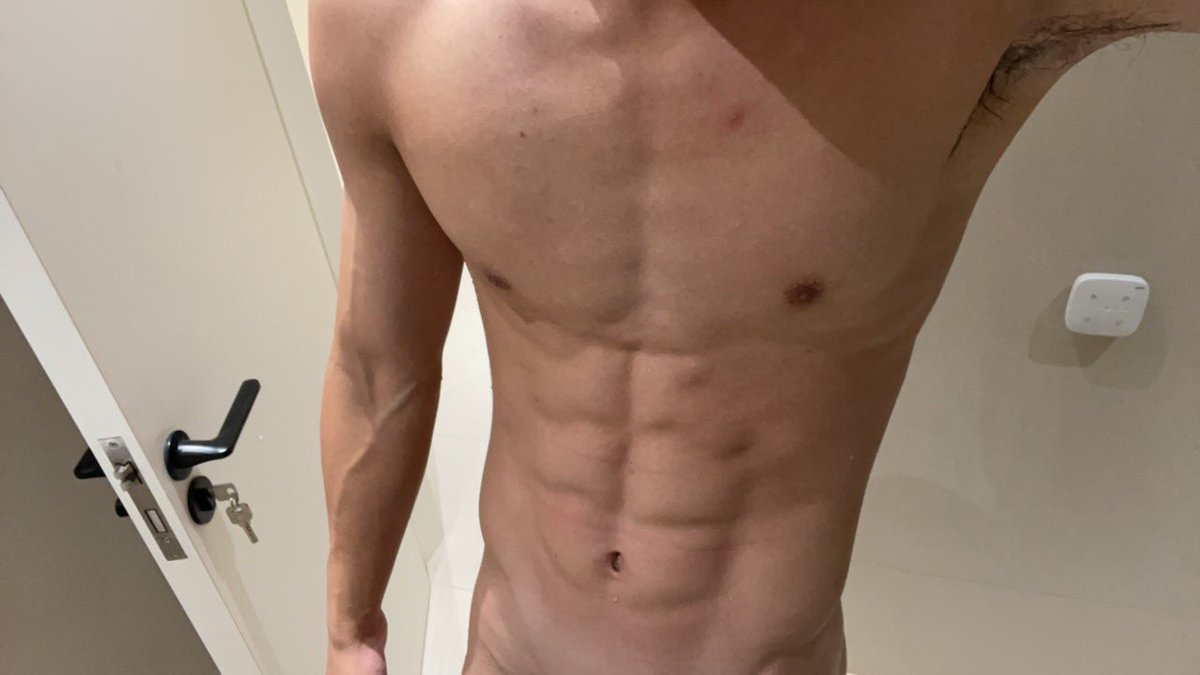 qwertyuiop tweet media