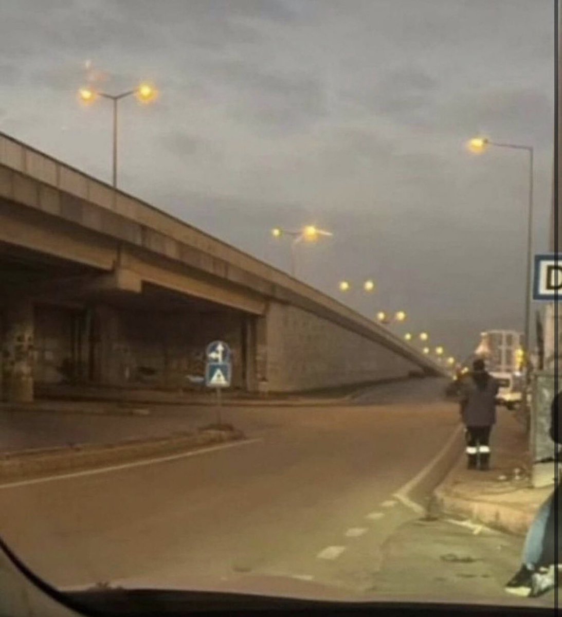 SİYAH SANCAK tweet media