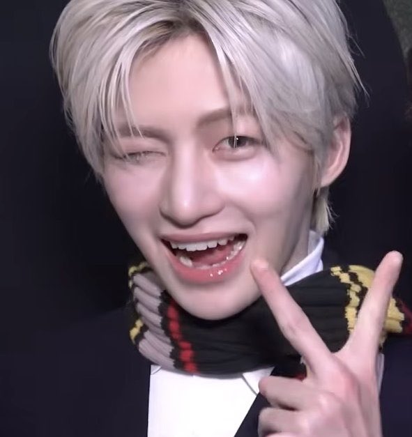 Jihoons Forehead tweet media