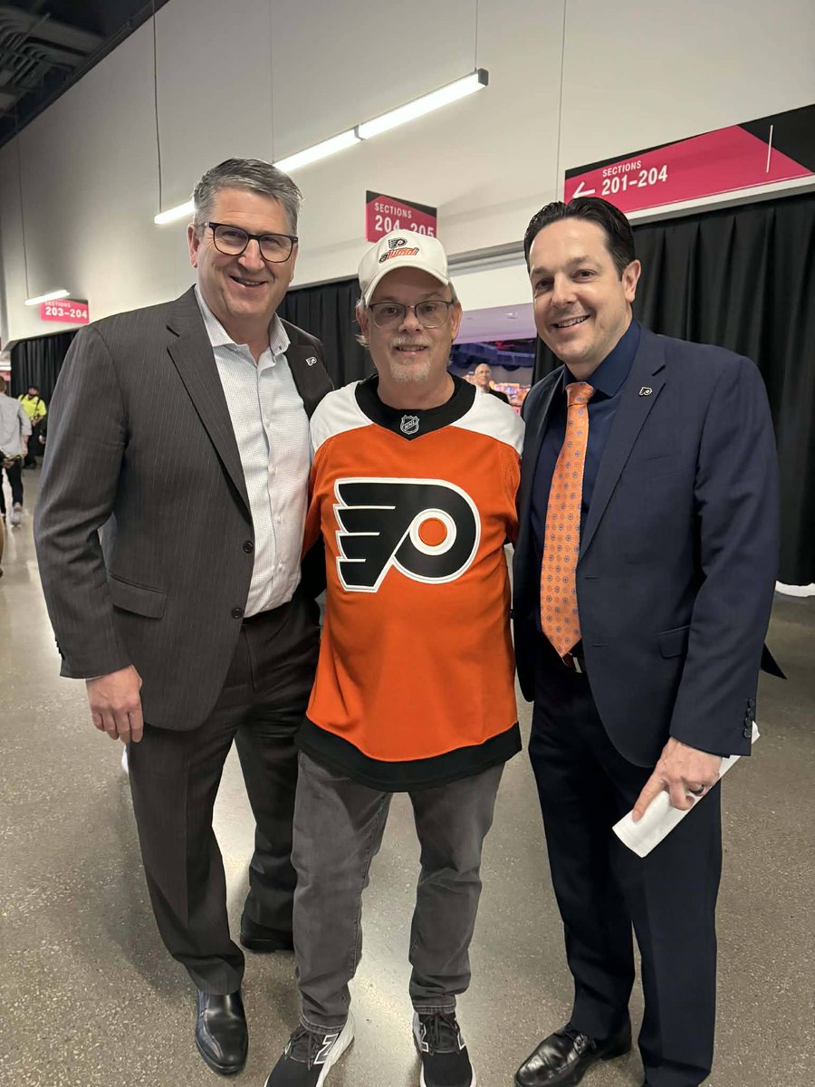 Flyers Alumni tweet media