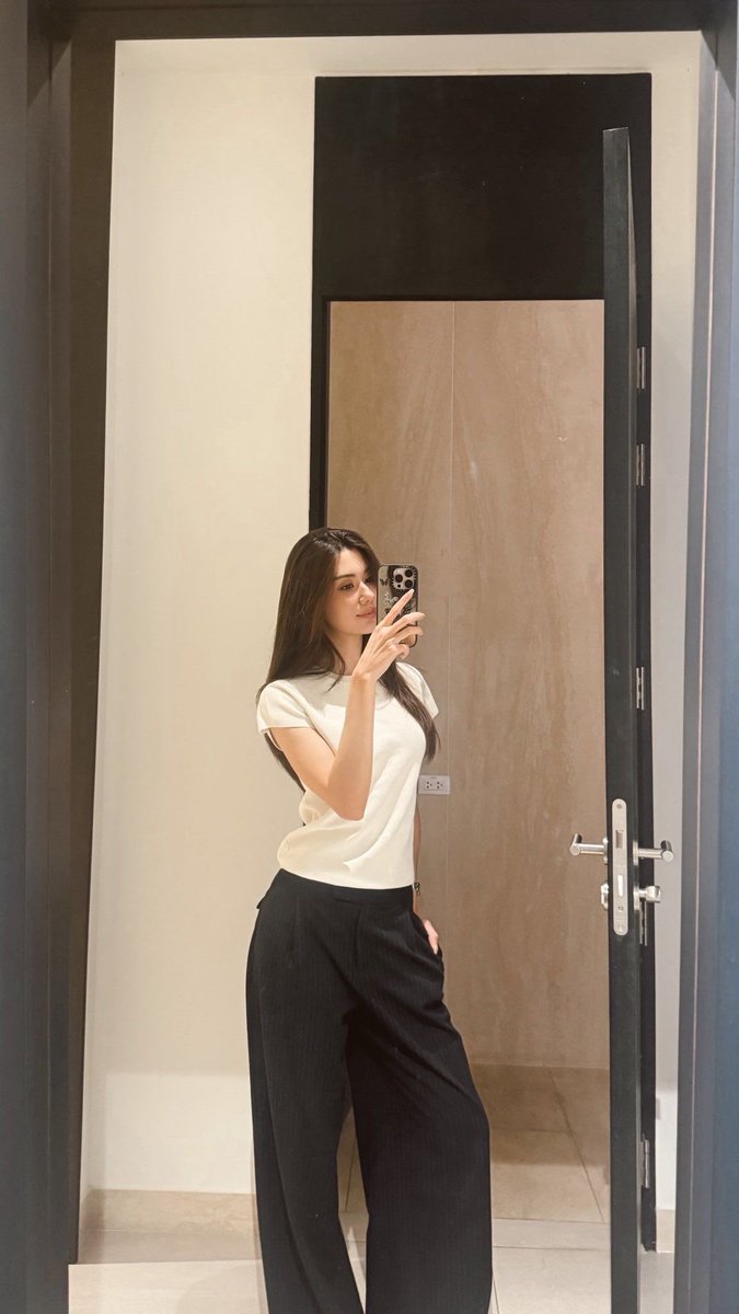 sapphic cha⨾༊󠀺s tweet media