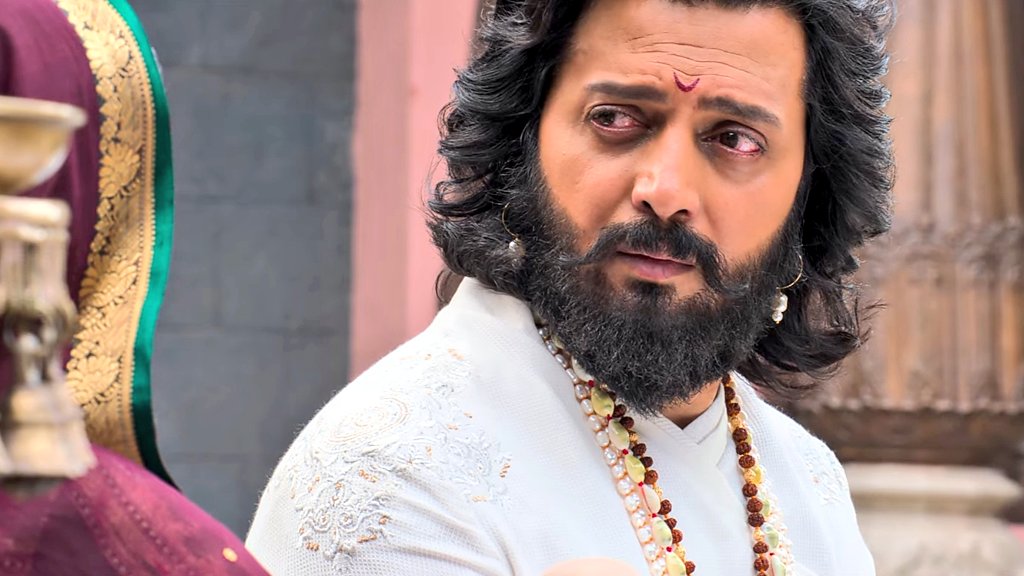 Review Bollywood tweet media