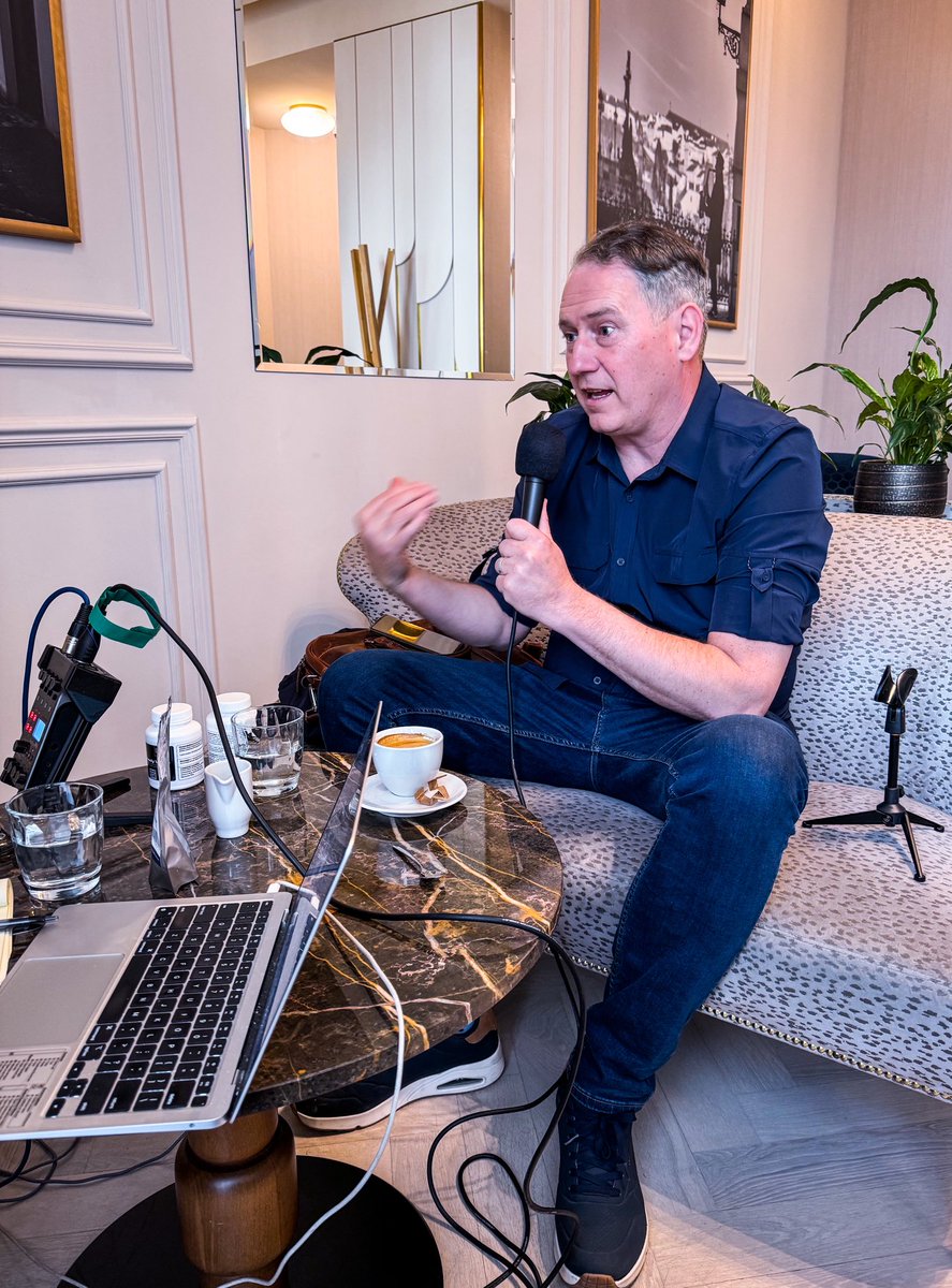 plantedwithsara's tweet image. We had the pleasure of interviewing Dr. Pavel Kubů in #Prague yesterday. We covered medical #cannabis access in the #CzechRepublic, cannabis &amp;amp; women’s health, and his work in creating a plasma replacement made from hemp. 

@pax_official @SaraMPayan @JVPehrson #podcasts