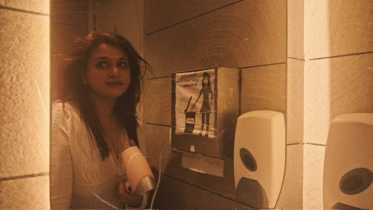 Awww_Beeeee tweet media