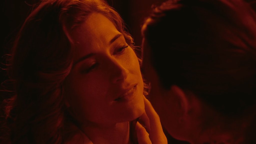 "es a ti a quien quiero" 

"eres el amor de mi vida"

los ojos, chico. nunca mienten 🥹 #mafin