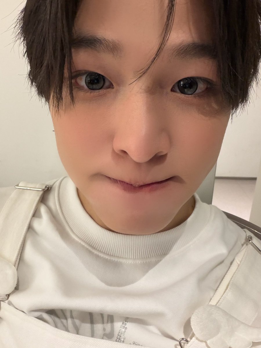 riku pics tweet media