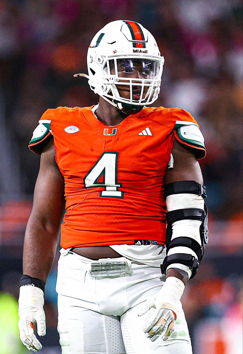 Cowboyz_Plug's tweet image. ESPN’s Mel Kiper’s latest mock draft has the #Cowboys taking ED Rueben Bain Jr. at No. 12 and S Dillon Thieneman at No. 18 after a trade with the Vikings.

What do you think of these picks?