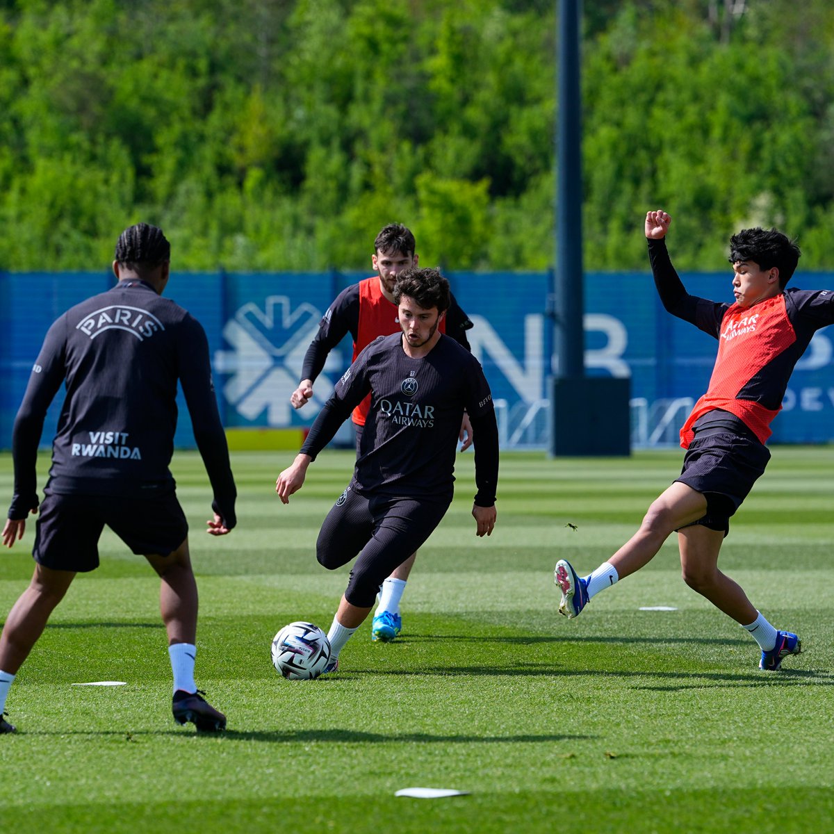 Paris Saint-Germain tweet media