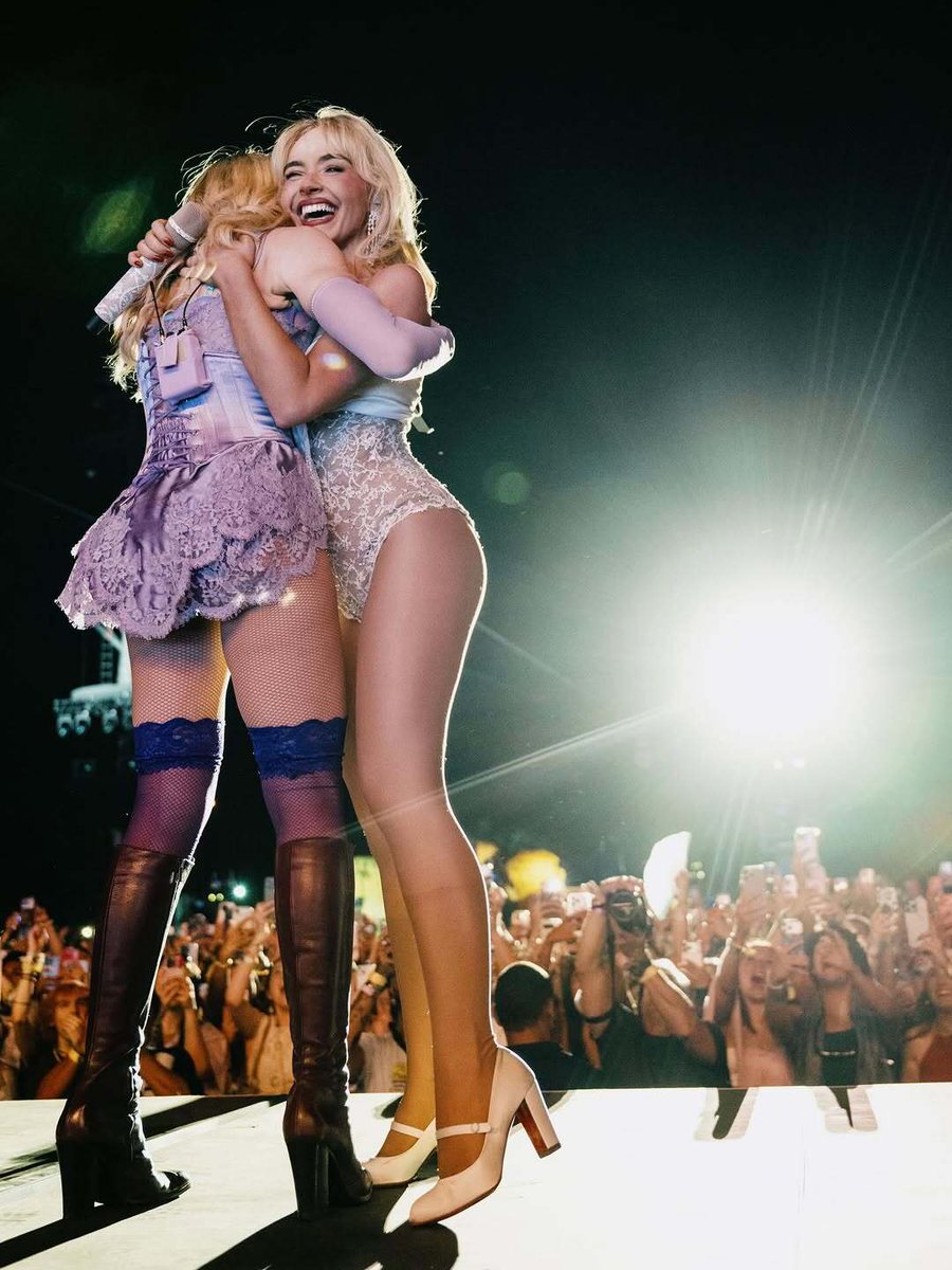 MTV's tweet image. Imagine expecting me to talk about anything but @SabrinaAnnLynn &amp;amp; @Madonna for the unforeseeable future.

📍 #Coachella 

📸: (IG) ricardogomesinst
📸: (IG) jordhughesphoto