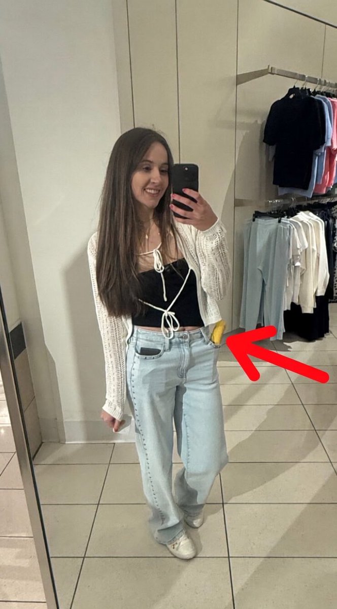 Angela Rose tweet media