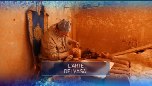 L'ARTE DEI VASAI

Nel Nord del #Marocco si tramanda da secoli l’antichissima arte dei #vasai. L’argilla, le mani, i colori e i segreti per creare opere di artigianato uniche e preziose che richiedono centinaia di ore di lavorazione.

tinyurl.com/tr5tuw8x

<a href="/TgrRai/">Tgr Rai</a> <a href="/RaiNews/">RaiNews</a>