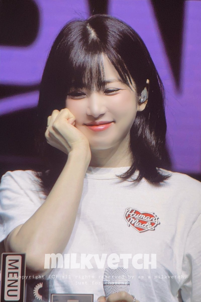 milkvetch33's tweet image. 260420 에이핑크 초롱 PREVIEW

롱찌빵💕

#에이핑크 #Apink #박초롱 #CHORONG (@Apinkpcr)