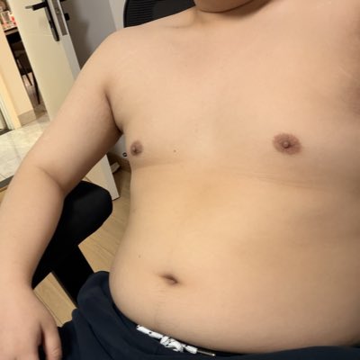 腿短的石头 tweet media