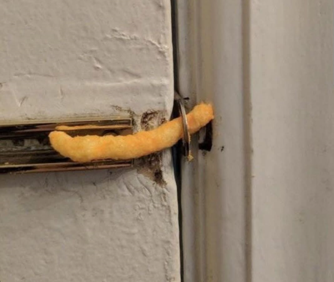 goatiator87794's tweet photo. @Kulturlesite_ La cybersécurité française🤣 https://t.co/8gsVq2p7eO