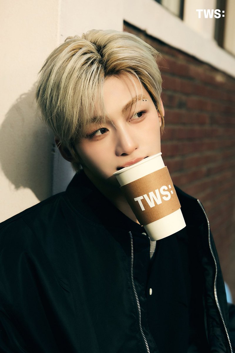 Jihoons Forehead tweet media
