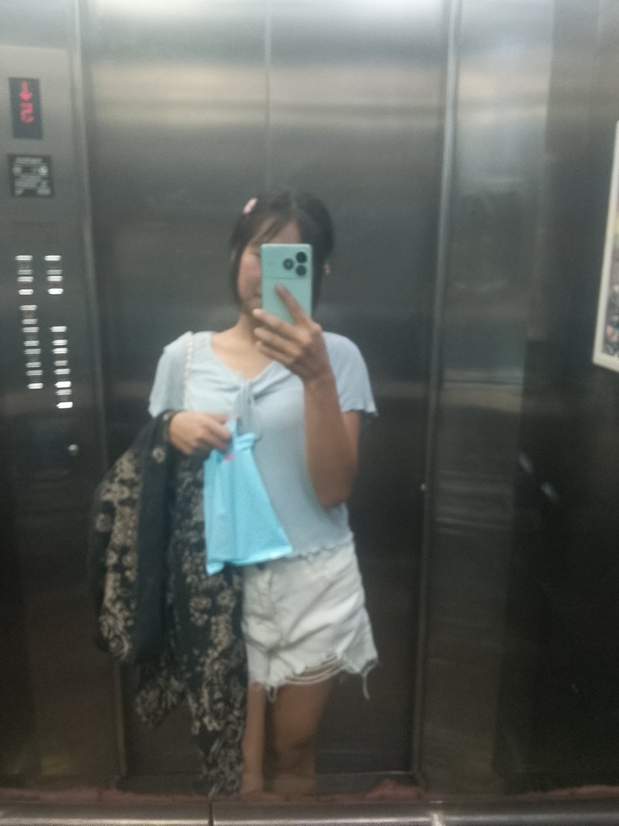 น้อนไข่ดาว🐽 tweet media