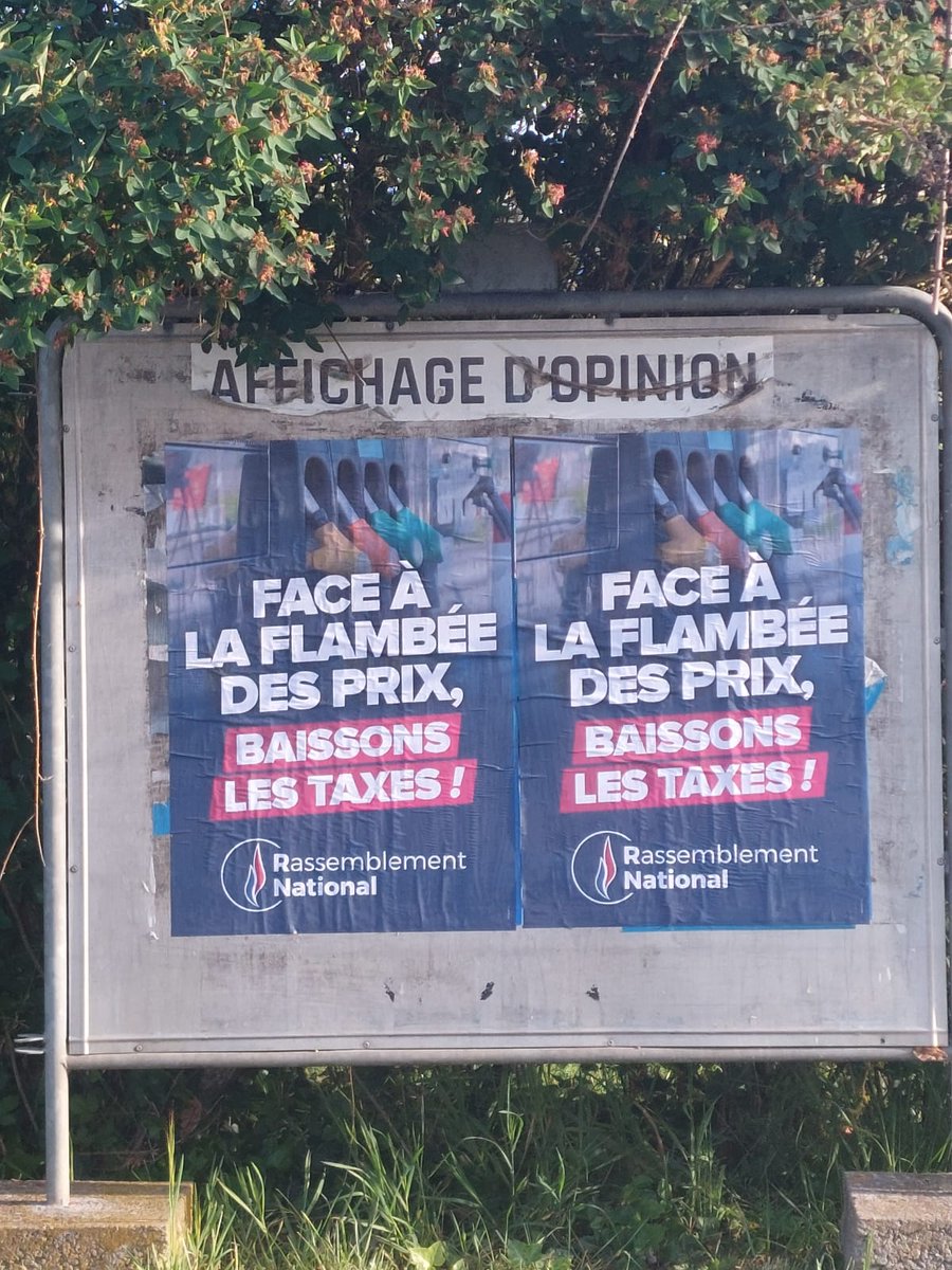 KTorterat31664's tweet photo. #baissonslestaxes
#CampagneNationaleRN
#CIRCO4
#Canton #Chatellerault2
🪣 A Naintré, Avec notre responsable de commune Jean-christophe Theneau, pour un collage massif:
👉 Baissons les taxes, face à la hausse du prix de l'énergie, le Rassemblement National n'a de cesse de répéter qu'il faut baisser la TVA de 20% à 5.5% sur toutes les énergies!⚡
@JacqueminHager
@RN86_Vienne
@RNational_NA
@AstridMartinsRosa