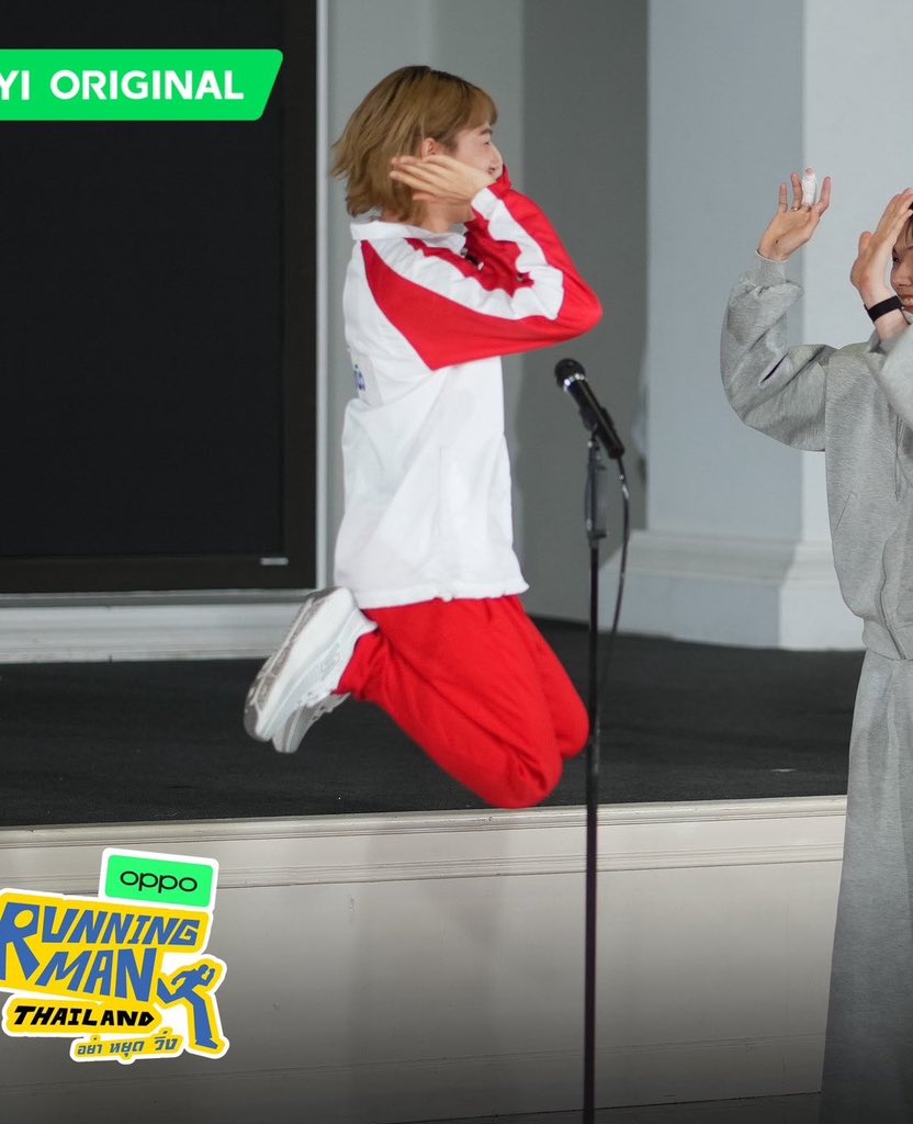 ‎𝗯𝗹𝘂𝗲 𝗽𝗲𝗮𝗰𝗵 ୧ · tweet media