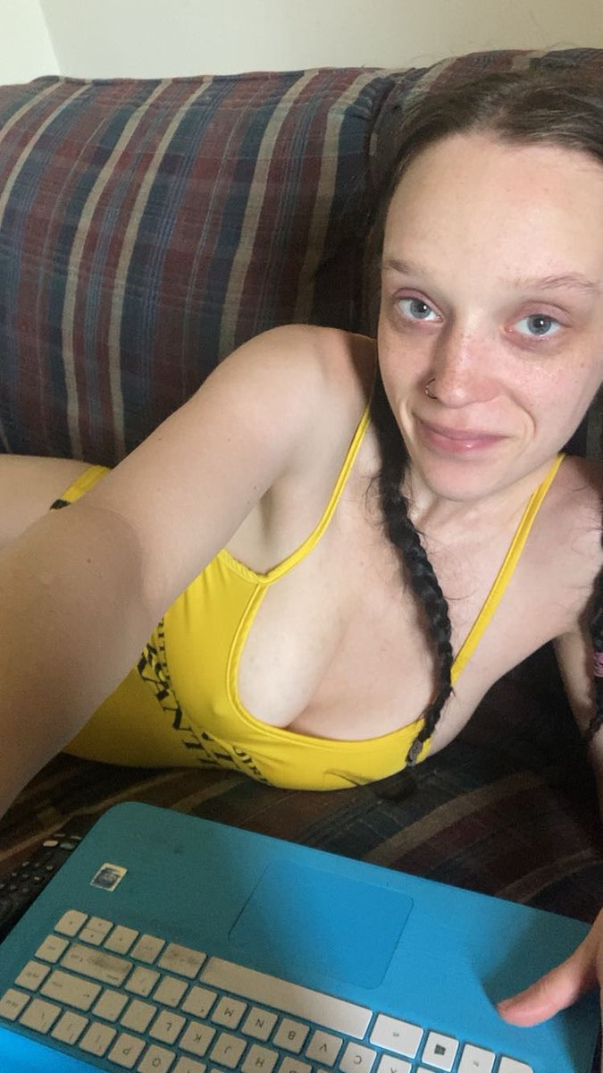 Marylyn Ruth 🩶🦇 tweet media