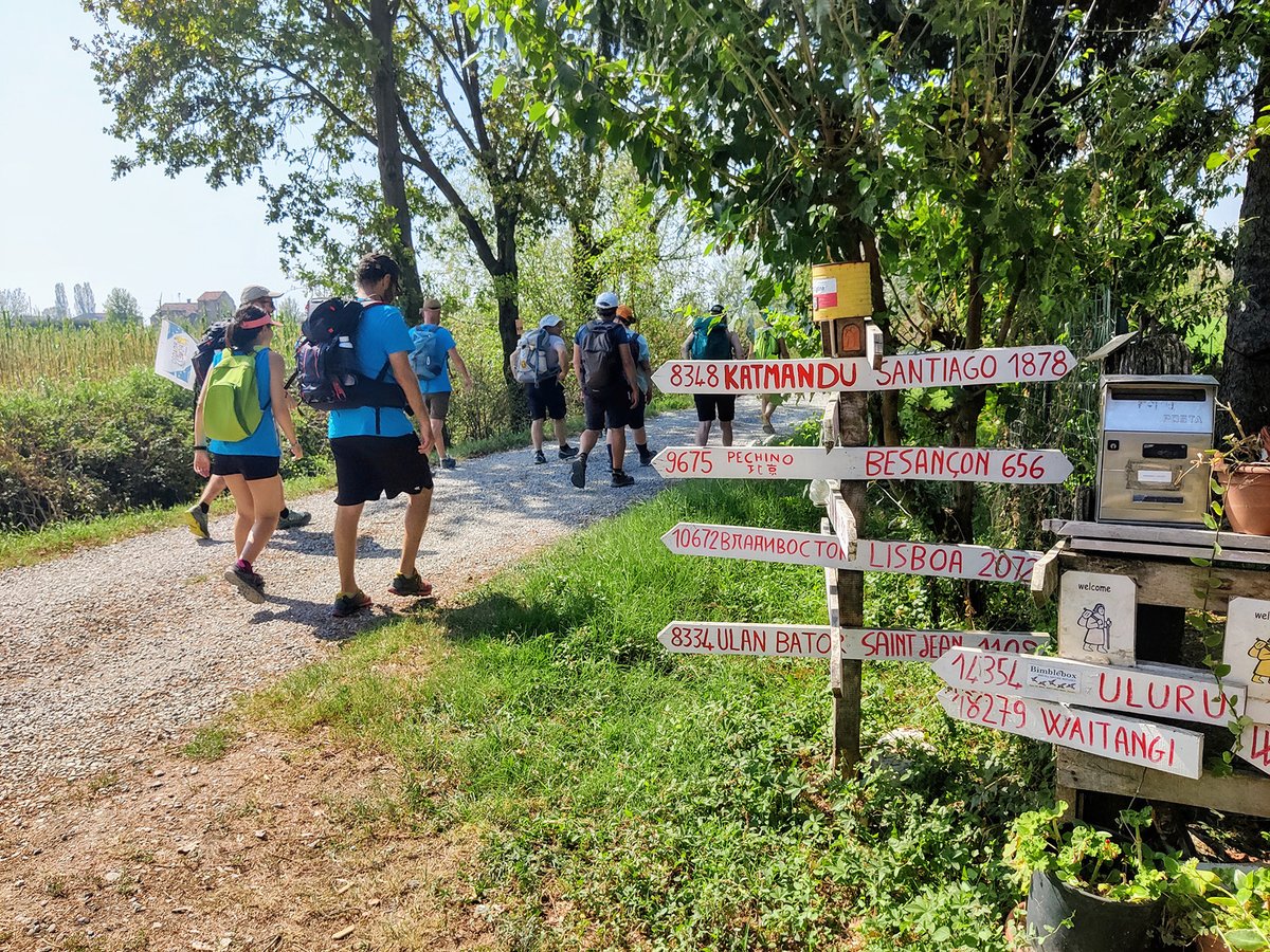 turismoER's tweet photo. Dal 5 al 10 maggio 2026 a Fidenza torna il #FrancigenaFidenzaFestival: 6 giorni di incontri, camminate e attività legate alla cultura dei cammini e al turismo lento 🌿🎒

Scopri il programma e partecipa https://t.co/NubbYTpDYw

#camminiemiliaromagna #inEmiliaRomagna #VisitEmilia https://t.co/YWSW0pPTUy