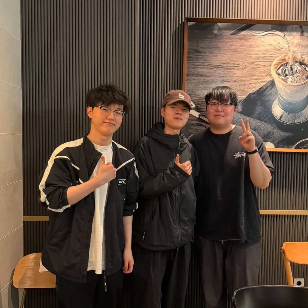 혁규형 오랜만에 보니까 넘 좋네😆

출처: 무성 코치 IG

#PerfecT #Deft