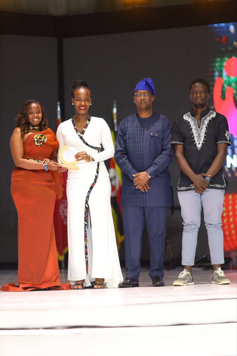 ELIZABETH UWIMANA tweet media