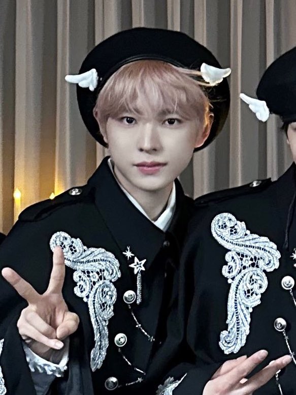 쿠 ..🩵 tweet media