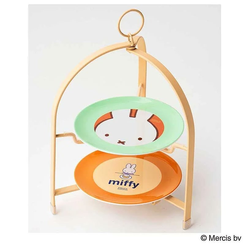 ミッフィー ×
アフヌンケーキスタンドの付録は、

おうちカフェが一気にポップ可愛くなるやつです🧁

🧁🤍🧁🤍🧁🤍
▷furoku.net/monomaster-202…