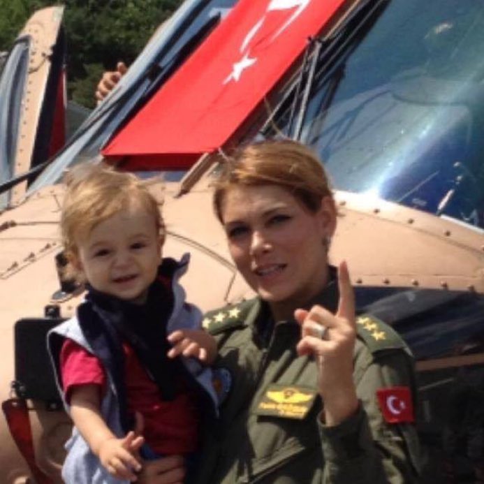 Warchillect tweet media