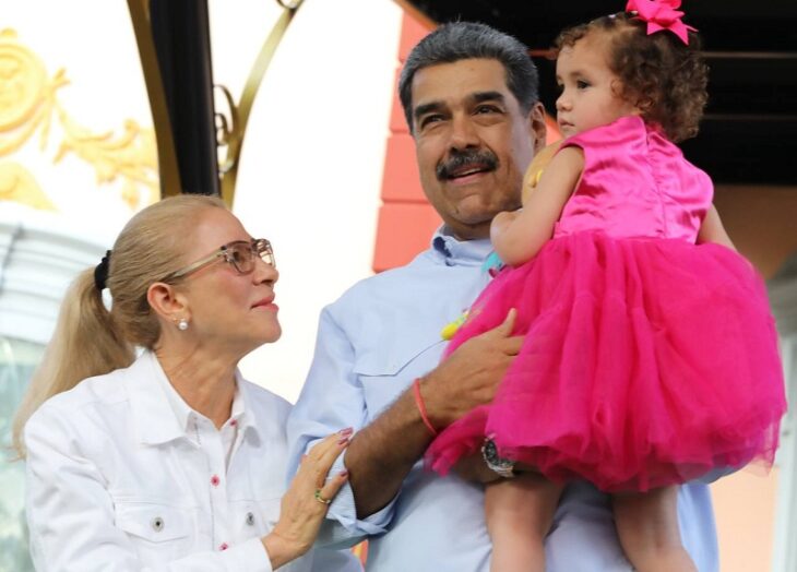 🇻🇪 Presidente Nicolás Maduro respalda peregrinación nacional por una Venezuela sin sanciones

"Caminemos, entonces, hacia esa madurez espiritual de la Patria, hasta que todos lleguemos a la unidad de la fe”