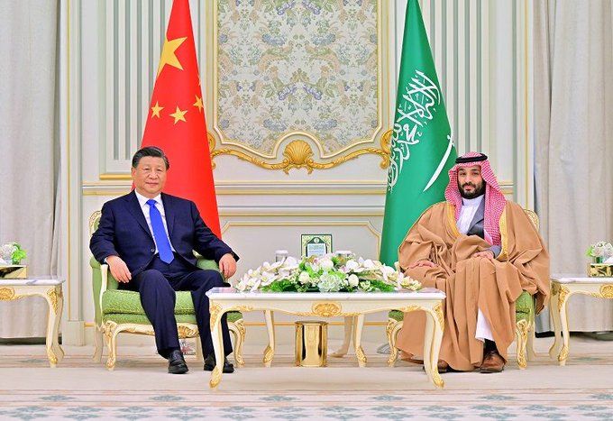 News_Brk24's tweet photo. الرئيس الصيني لسمو ولي العهد: 

عودة الملاحة في مضيق هرمز ضرورة ملحة https://t.co/lEG46PVQJN