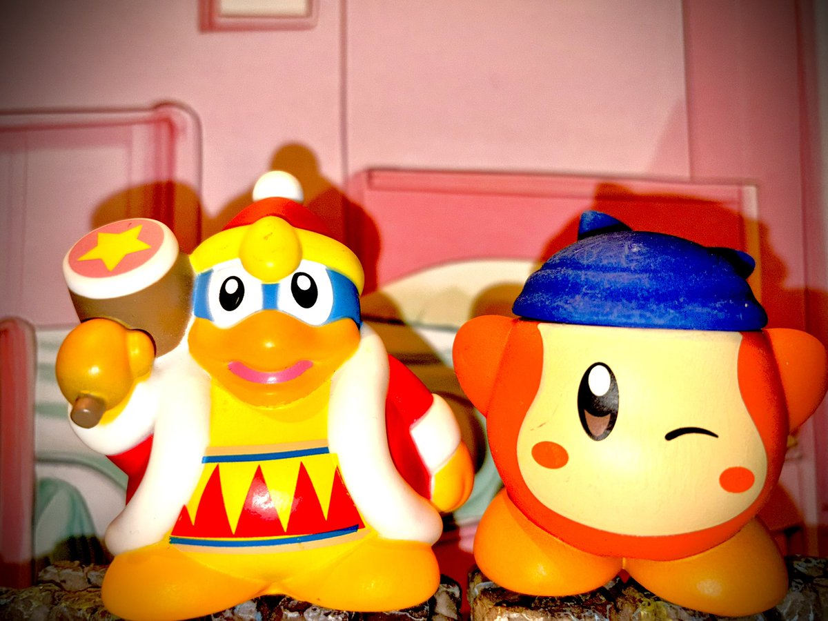 realanthonybird's tweet image. Day 110 of the 365 toy photo challenge, I’ll be posting a photo of an action figure or toy daily. Today we Have King Dedede and Bandana Waddle Dee from Nintendo’s Kirby franchise. #toyphotography #toyphotographychallenge #toyphotography365