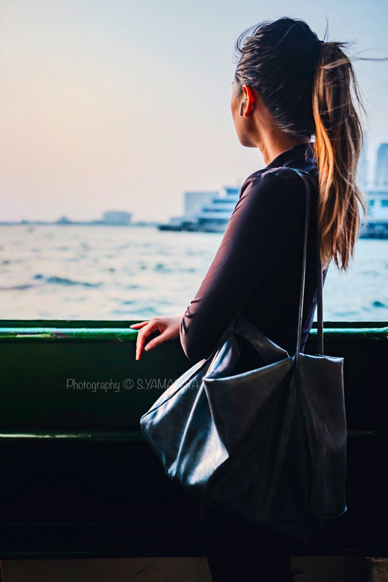 zirosou's tweet image. sunset from the star ferry #hongkong #宗次郎