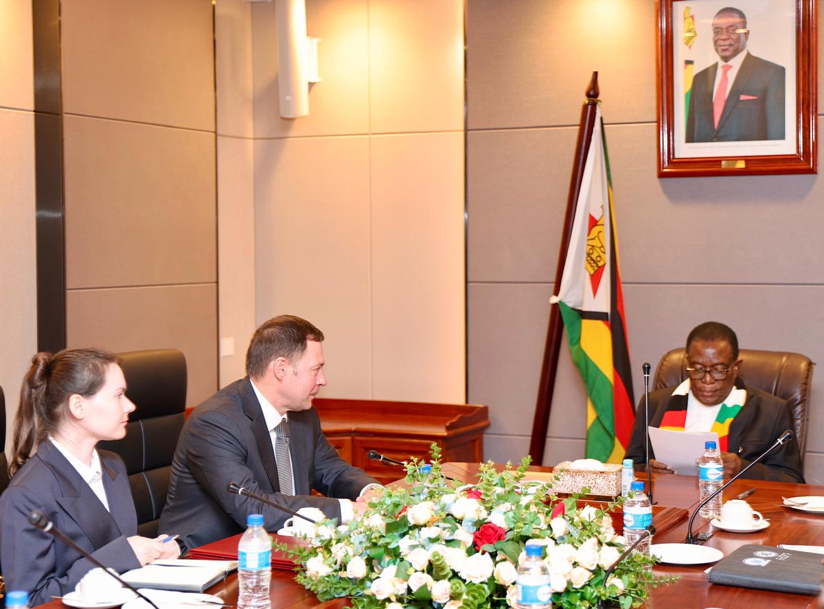 edmnangagwa's tweet image. I received a farewell courtesy call from the outgoing Russian Ambassador, H.E. Nikolai Krasilnikov, at Munhumutapa Offices. After 6.5 years of service, we celebrate strengthened ties in trade, politics &amp;amp; health, including the vital National Ambulance Project. 🇿🇼🇷🇺 #Zimbabwe