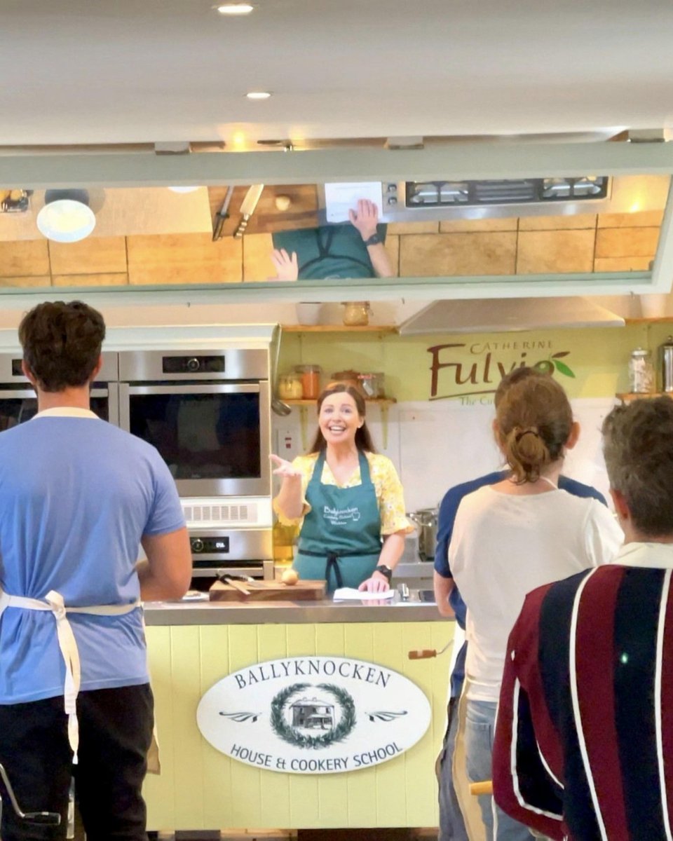 BallyknockenHCS's tweet image. Escape to the Wicklow countryside for a Southern Italian team-building cookery experience like no other 🇮🇹

Think fresh ingredients, authentic flavours, and a shared experience your team will be talking about long after the last bite.

👉 is.gd/Ed1dxI

#CorporateEvents