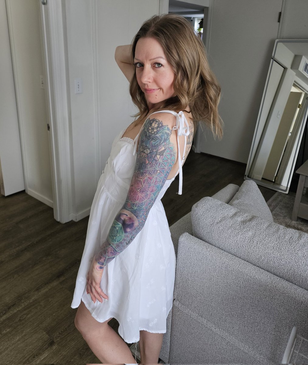 Summer Sparkle tweet media