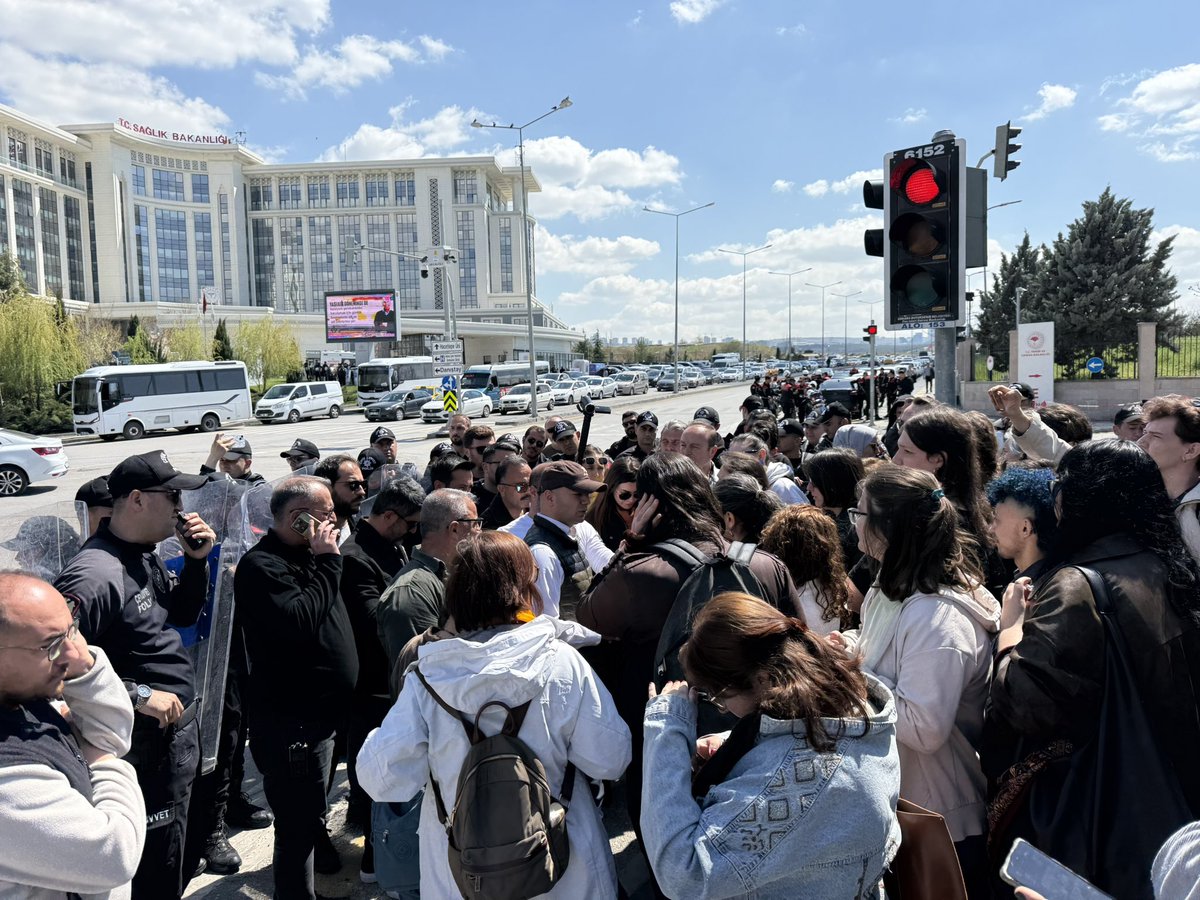 yıldız tar tweet media
