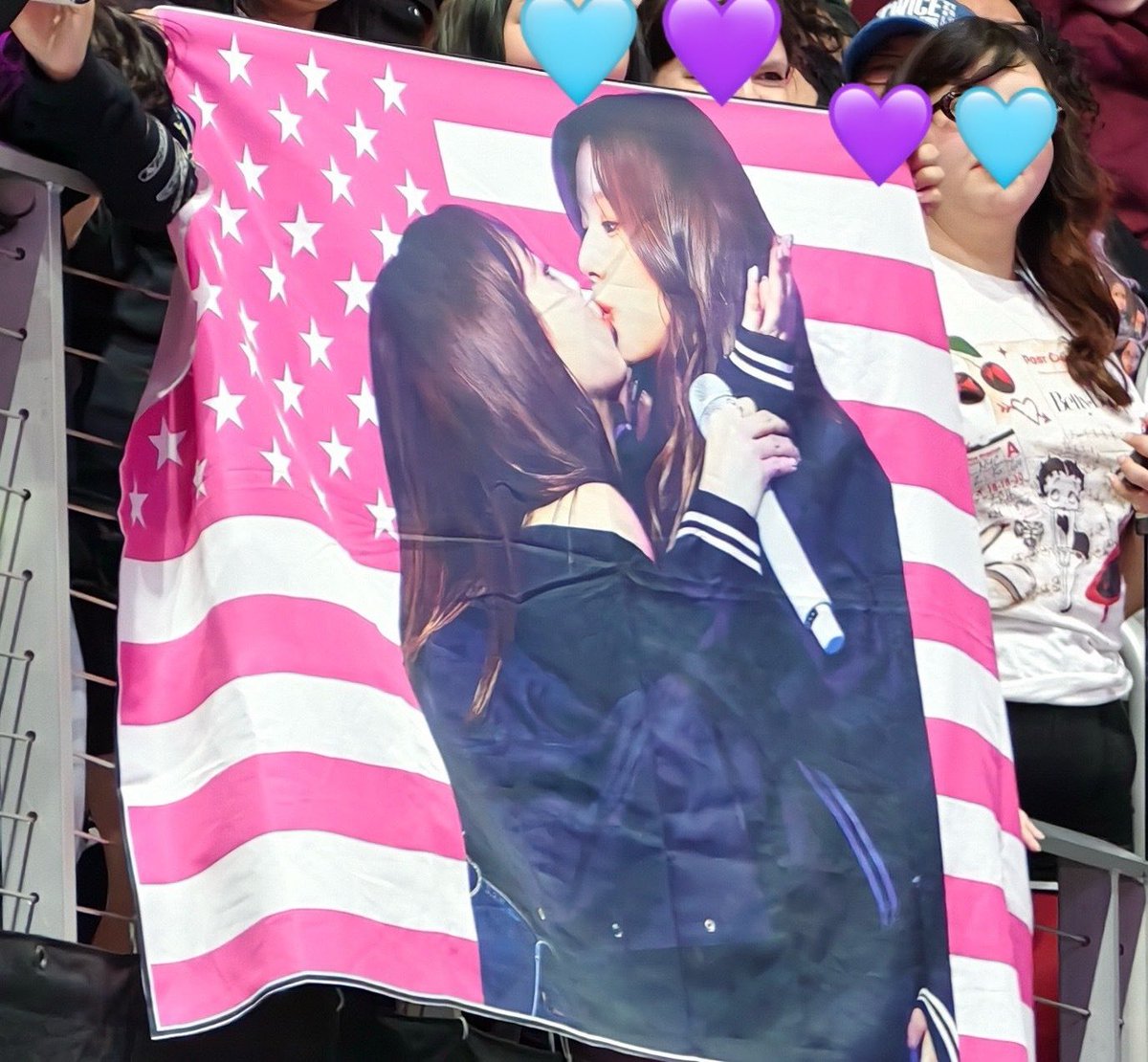 Luminous사나 💜 tweet media