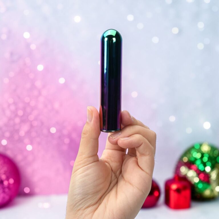 Holiday Products tweet media