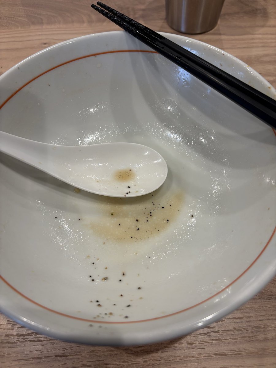 CMD_uji's tweet photo. にしお🍜麺も具材もスープも美味かった😳 https://t.co/DKfYjDXrfN