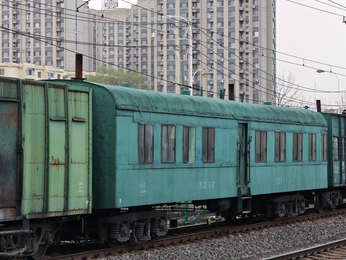 はるつばめ tweet media