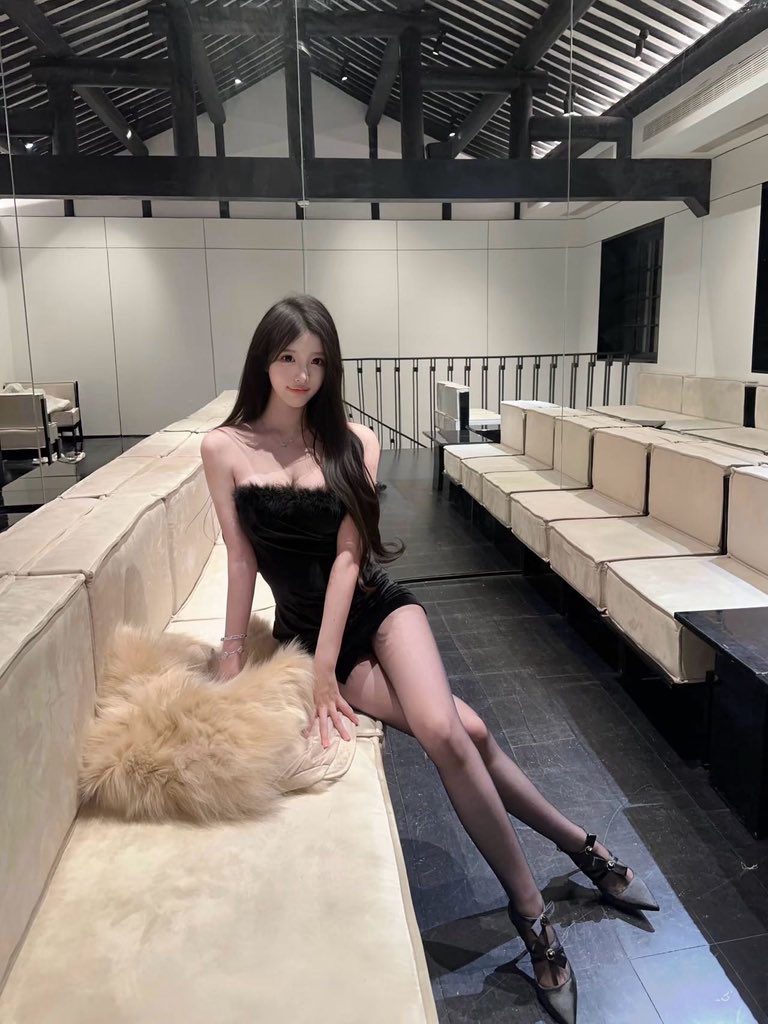 梦露5年全国一二线学生Cos网红模特经纪🦋 tweet media