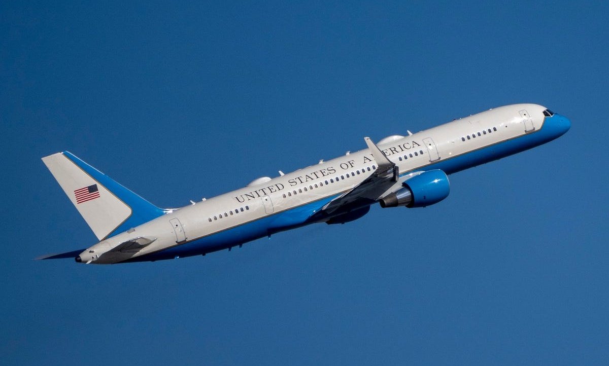 NavCom24's tweet image. #BREAKING: US Vice President JD Vance's plane has landed in Pakistan.