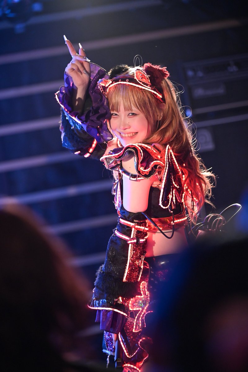 しまつ tweet media