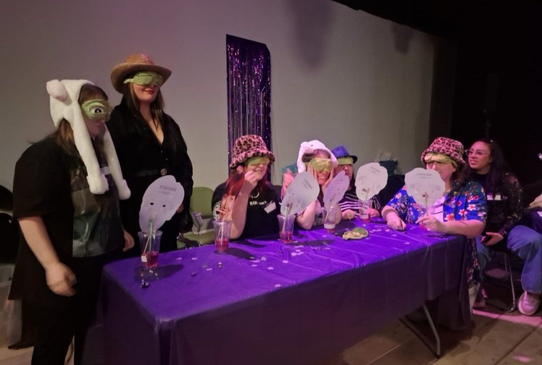 PurpleOopNorth (on a break) tweet media