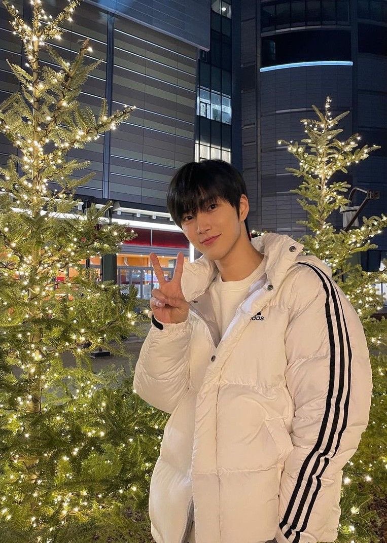 dearhoney tweet media