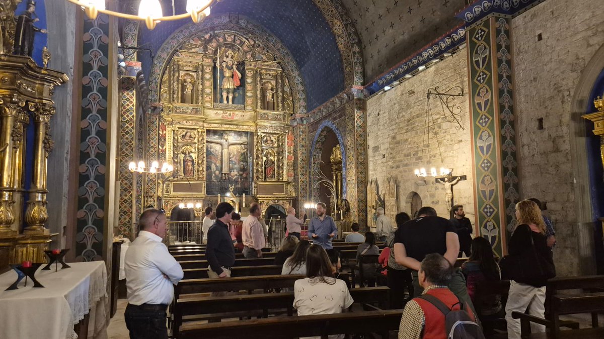 ajcamprodon's tweet photo. Aquest cap de setmana, Camprodon ha acollit la Segona Trobada dels Pobles Més Bonics dels Pirineus 🏔️✨ Beget, que en forma part, ha estat un dels espais protagonistes de la jornada. Seguim treballant per posar en valor el nostre patrimoni i territori 💚 #Camprodon #Beget https://t.co/QRrjKbkLIs