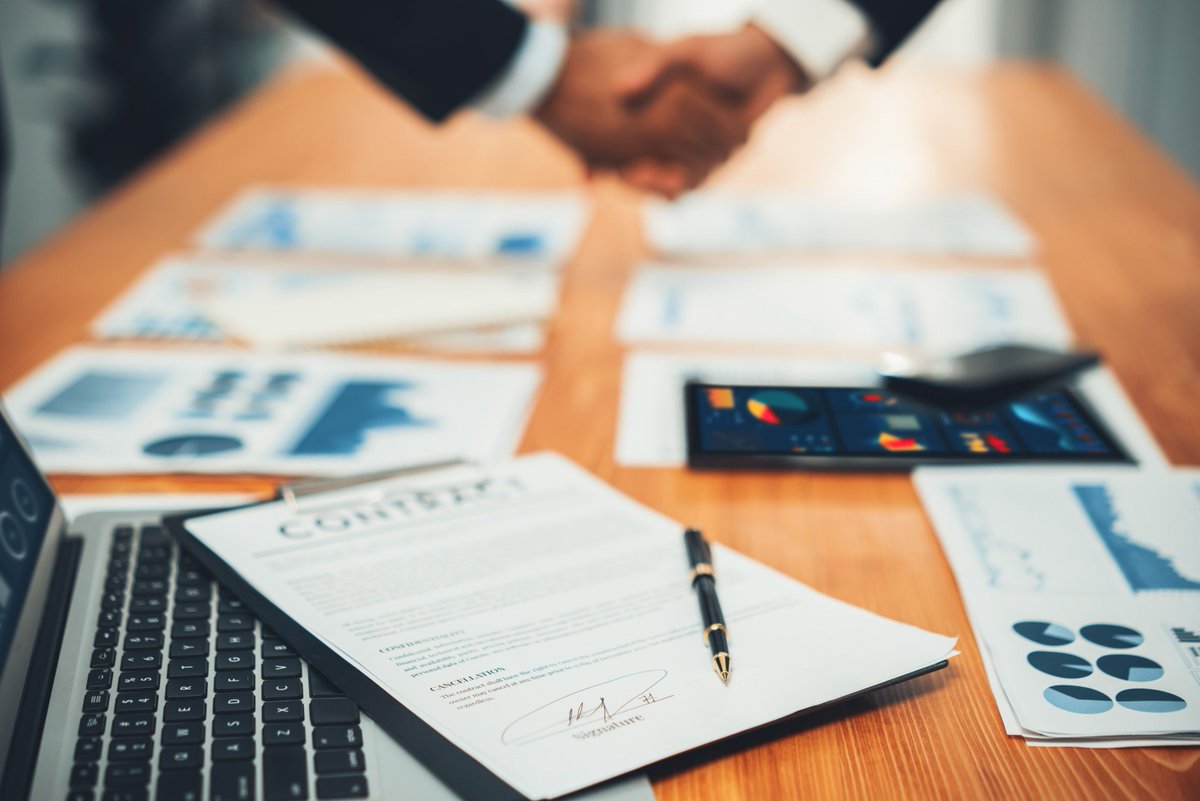 FairhillLaw's tweet image. Is your sponsor licence watertight? An audit &amp;amp; gap analysis identifies weaknesses, ensuring compliance and avoiding penalties. Protect your business today! 🛡️💼 #immigration #solicitor #immigrationsolicitor #HomeOffice #LegalSupport #VisaApplication #FairhillSolicitors