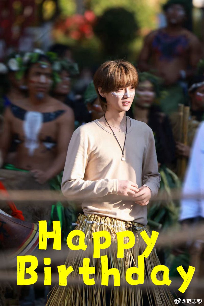 LuHan International tweet media